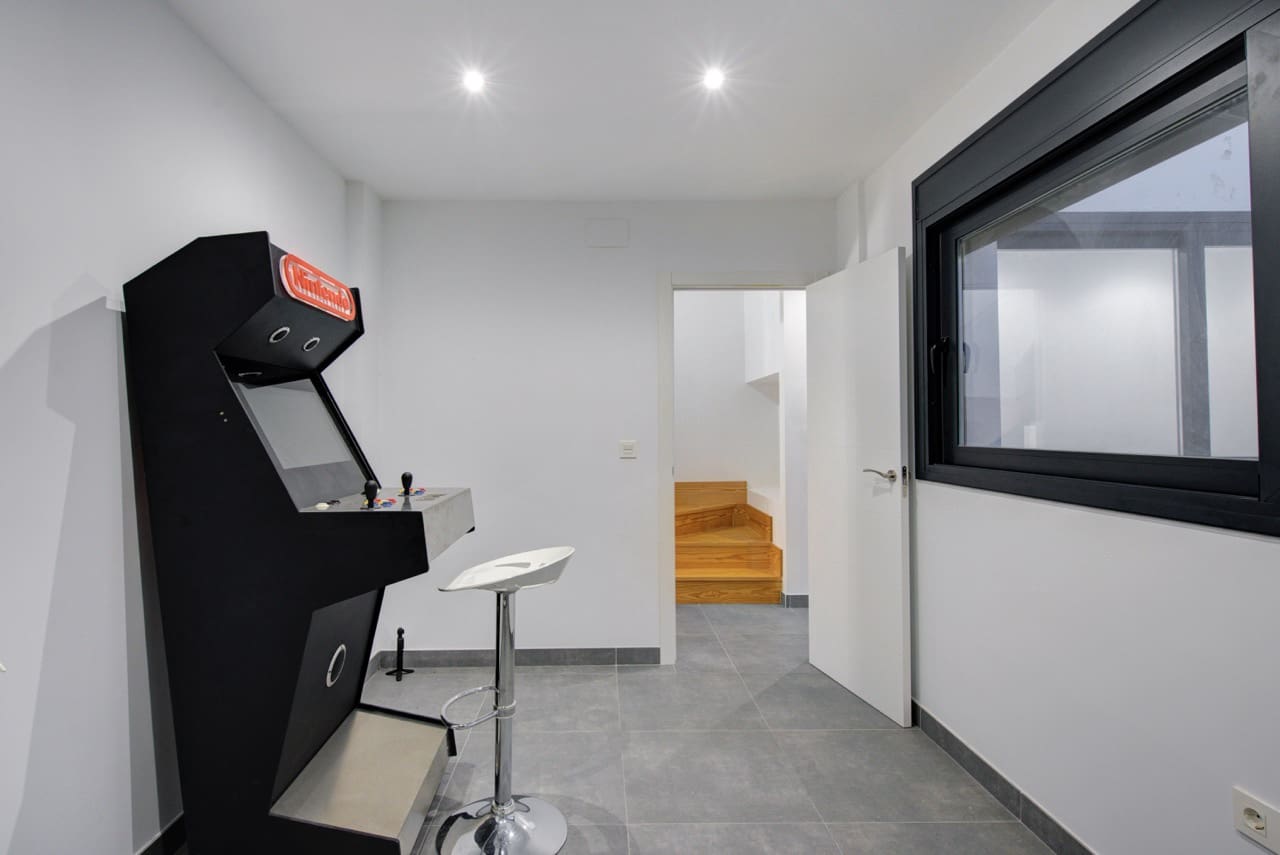 3 soveværelse Rækkehus til salg i Granada by med swimmingpool - € 375.000 (Ref: 9714371)