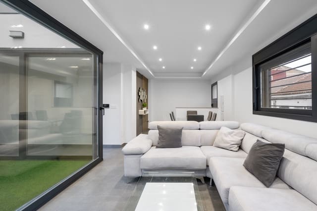 3 soveværelse Rækkehus til salg i Zaidin, Granada by med swimmingpool - € 375.000 (Ref: 9714371)