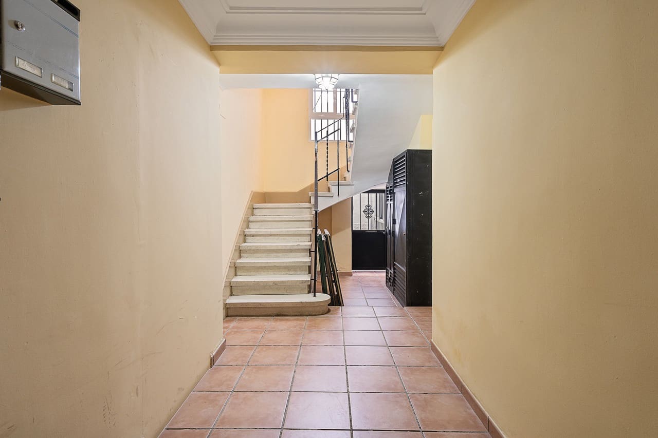 2 soverom Leilighet til salgs i Granada by - € 215 000 (Ref: 9714372)
