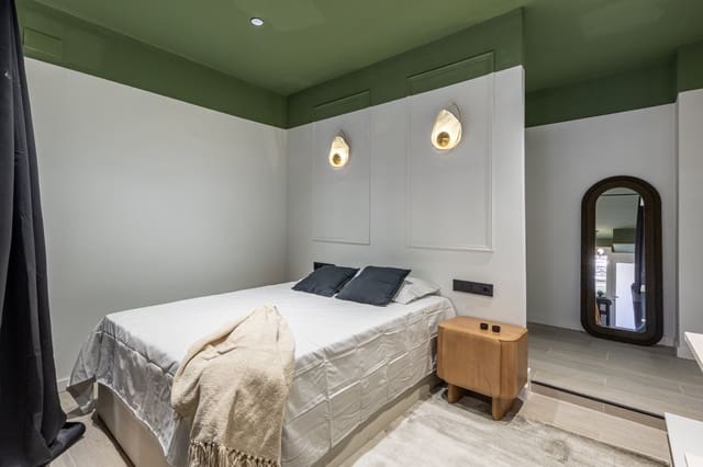 1 bedroom Apartment for sale in Granada city - € 145,000 (Ref: 9783483)