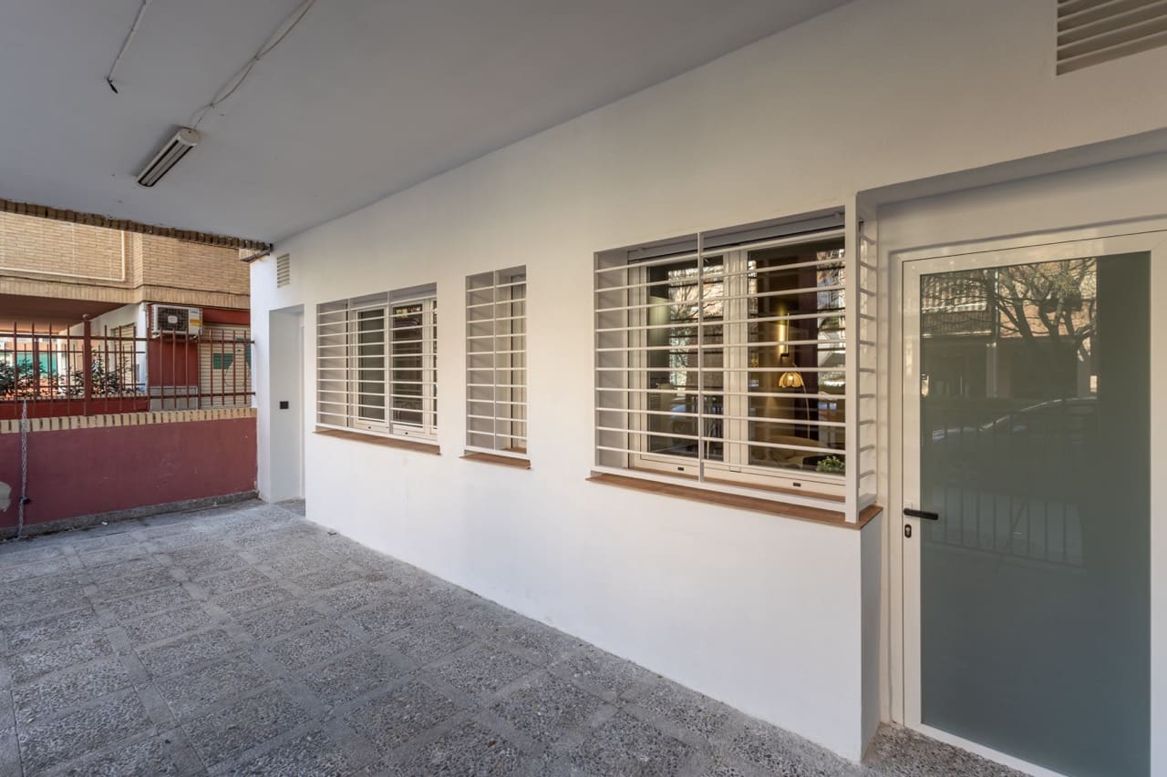 1 bedroom Apartment for sale in Granada city - € 145,000 (Ref: 9783483)