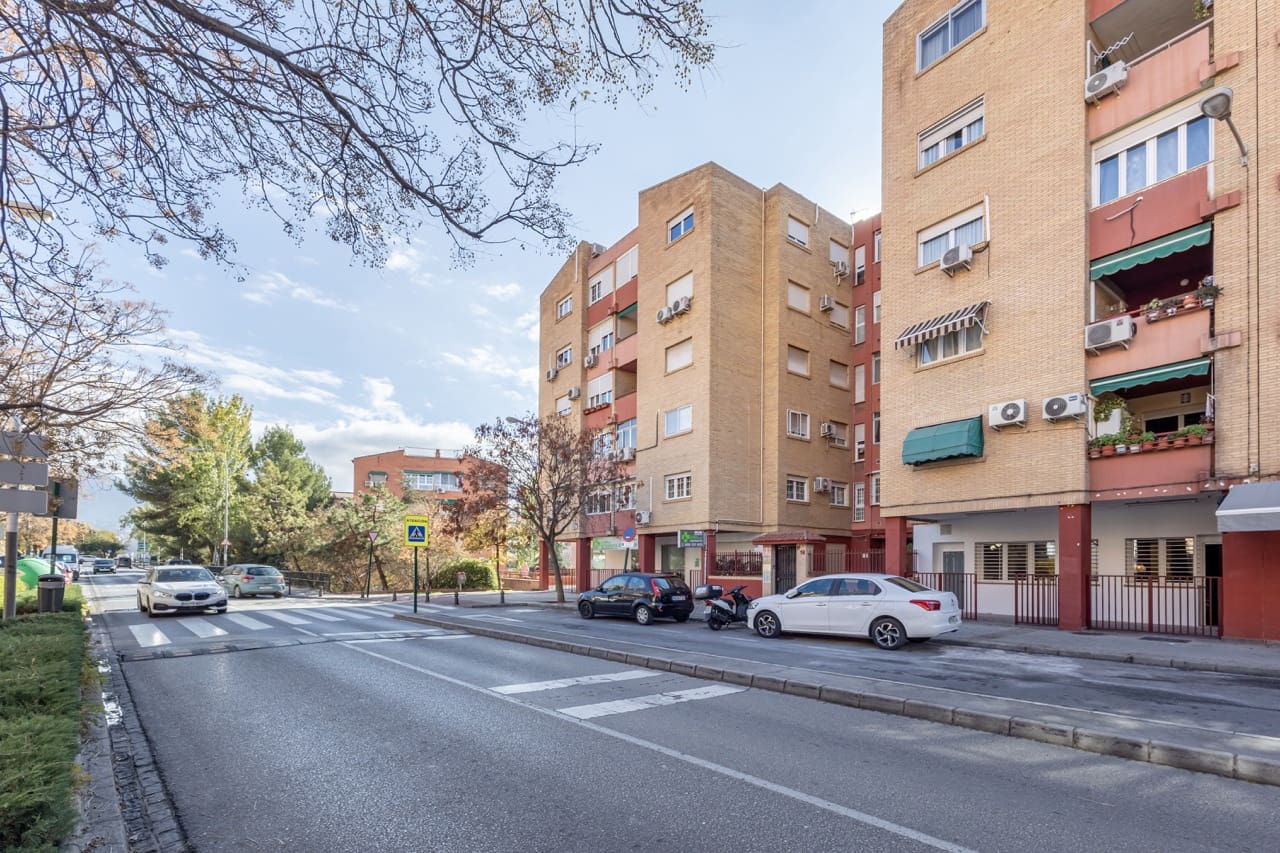 1 bedroom Apartment for sale in Granada city - € 145,000 (Ref: 9783483)