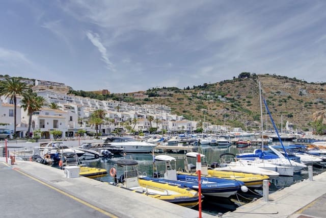 2 bedroom Terraced Villa for sale in La Herradura, Almuñécar with garage - € 335,000 (Ref: 9950433)