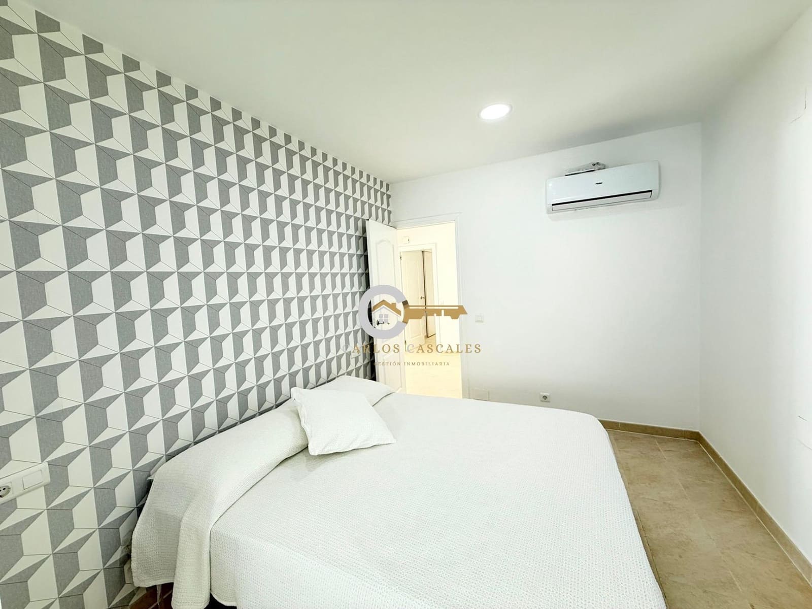 Chalet de 4 habitaciones en El Peñoncillo en venta con piscina - 450.000 € (Ref: 9446760)