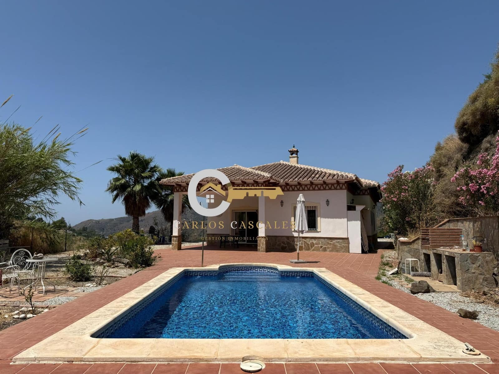 3 chambre Finca/Maison de Campagne à vendre à Competa avec piscine garage - 329 900 € (Ref: 9446761)