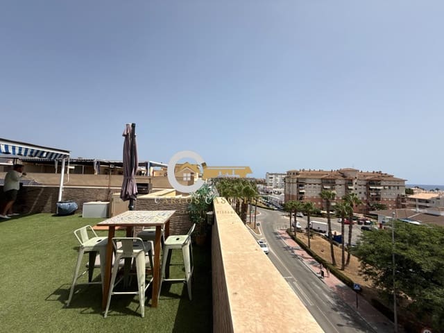 2 quarto Penthouse para venda em Urbanización Santa Rosa, Torrox - 375 000 € (Ref: 9446763)