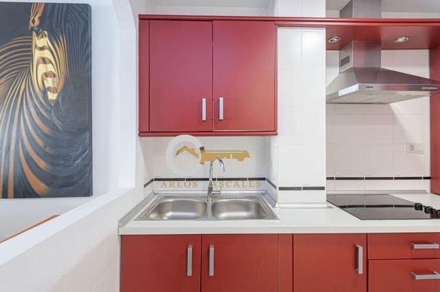 Piso de 2 habitaciones en Rincón de la Victoria en venta - 360.000 € (Ref: 9446766)