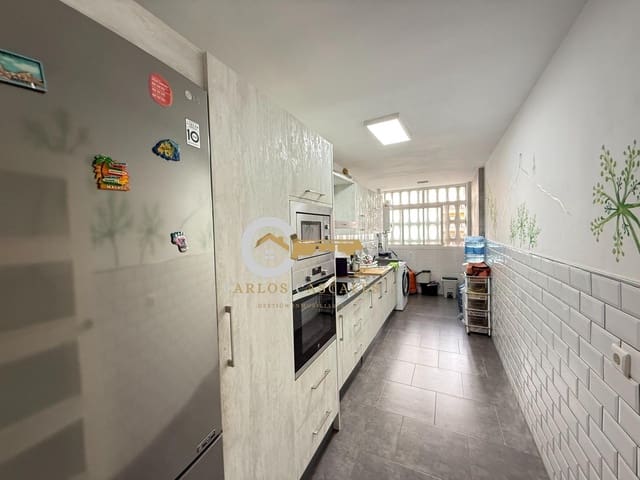 3 makuuhuone Asunto myytävänä paikassa Vélez-Málaga - 230 000 € (Ref: 9446768)