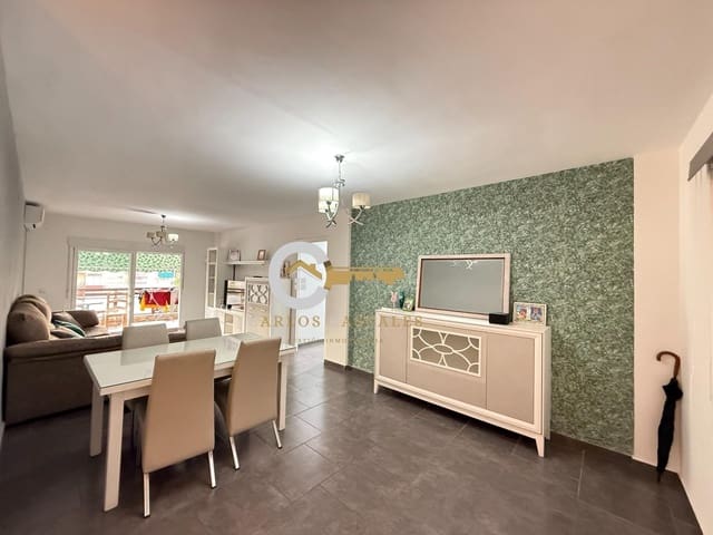 3 makuuhuone Asunto myytävänä paikassa Vélez-Málaga - 230 000 € (Ref: 9446768)