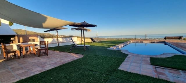 Finca/Casa Rural de 2 habitaciones en Vélez-Málaga en venta con piscina - 525.000 € (Ref: 9446769)