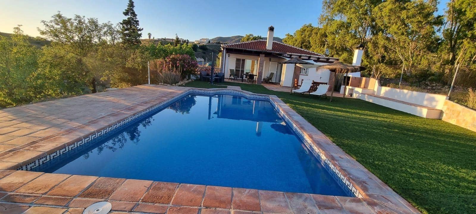 2 quarto Quinta/Casa Rural para venda em Velez-Malaga com piscina - 525 000 € (Ref: 9446769)