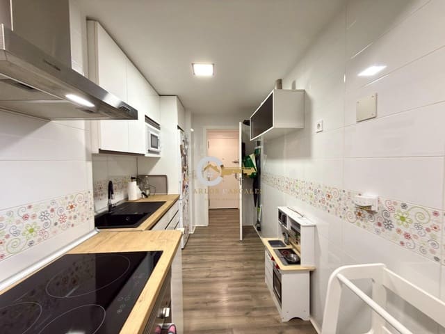 3 makuuhuone Asunto myytävänä paikassa Carretera de Cadiz, Málaga kaupunki - 248 000 € (Ref: 9446771)