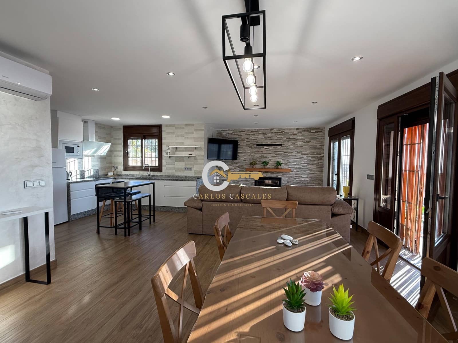 3 Zimmer Finca/Landgut zu vermieten in Torrox mit Pool - 2.200 € (Ref: 9513601)