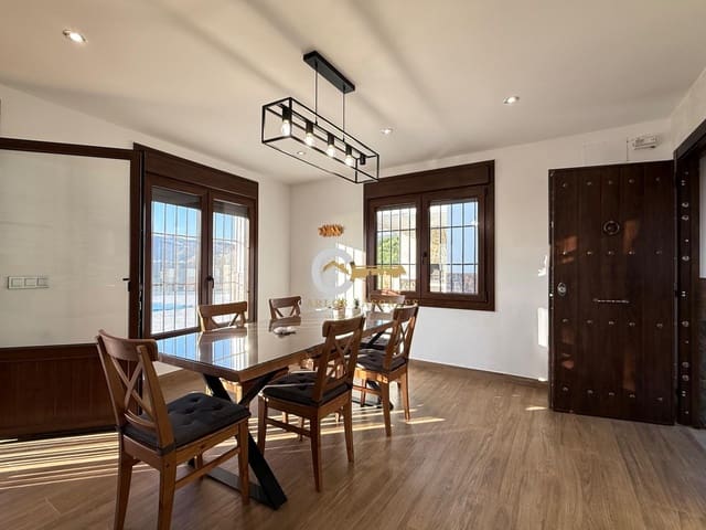 3 Zimmer Finca/Landgut zu vermieten in Torrox Pueblo, Torrox mit Pool - 2.200 € (Ref: 9513601)