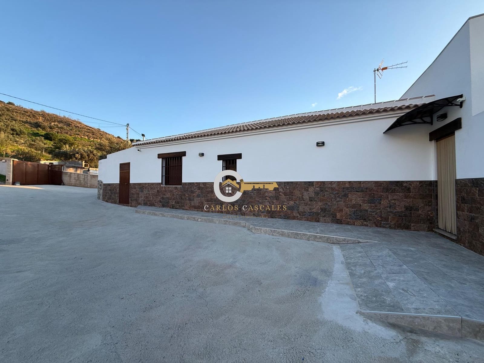 3 Zimmer Finca/Landgut zu vermieten in Torrox mit Pool - 2.200 € (Ref: 9513601)