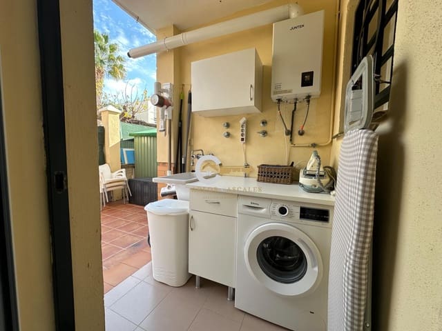 Piso de 3 habitaciones en Caleta de Vélez, Vélez-Málaga en venta con piscina - 363.000 € (Ref: 9524502)