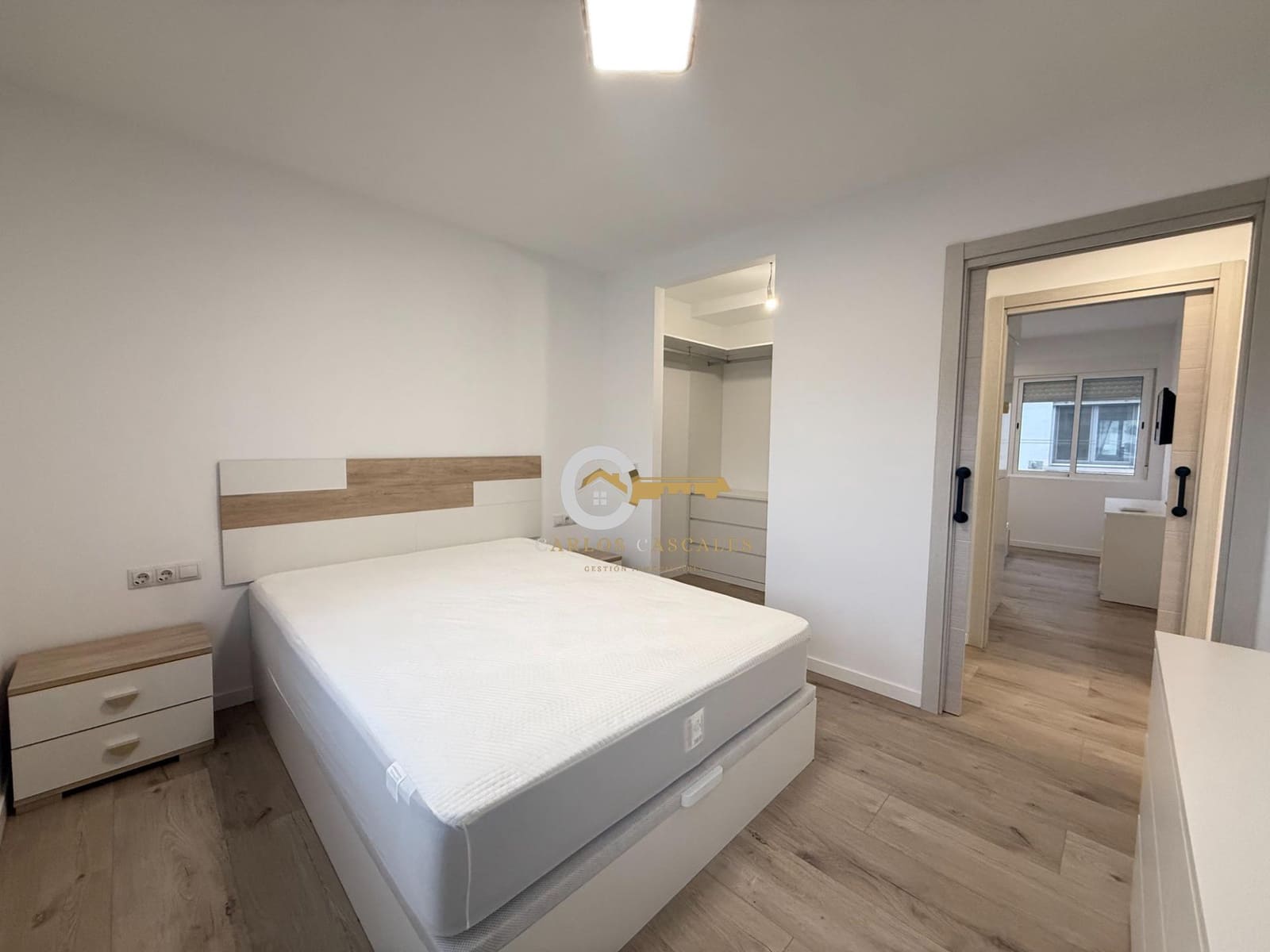 2 bedroom Flat for sale in Velez-Malaga - € 243,500 (Ref: 9608233)