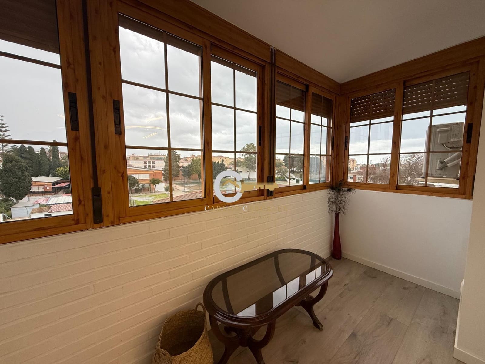 2 bedroom Flat for sale in Velez-Malaga - € 243,500 (Ref: 9608233)