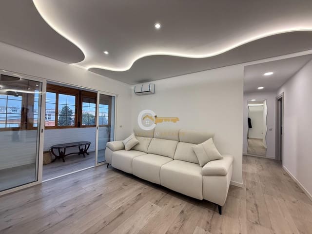 2 slaapkamer Flat te koop in Vélez-Málaga - € 243.500 (Ref: 9608233)