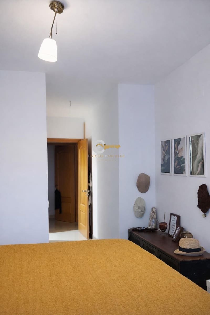 3 soveværelse Lejlighed til salg i Caleta de Velez med swimmingpool - € 330.000 (Ref: 9625903)