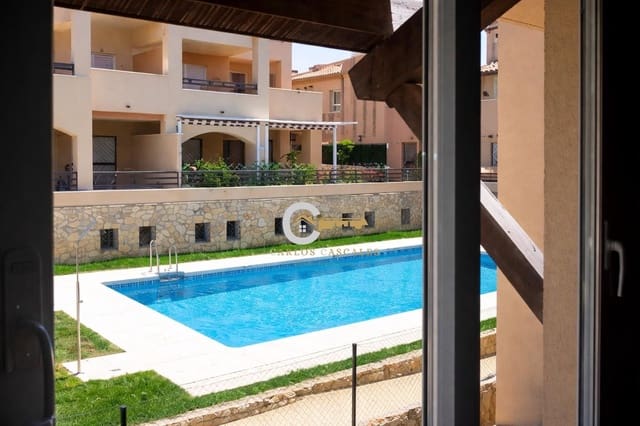 3 soveværelse Lejlighed til salg i Caleta de Vélez, Vélez-Málaga med swimmingpool - € 330.000 (Ref: 9625903)