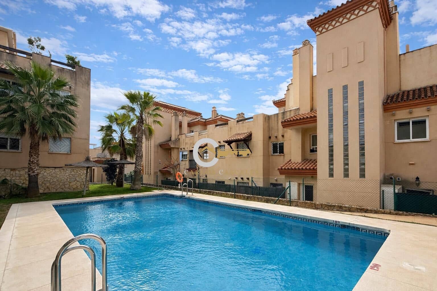 3 bedroom Flat for sale in Caleta de Velez with pool - € 350,000 (Ref: 9625903)