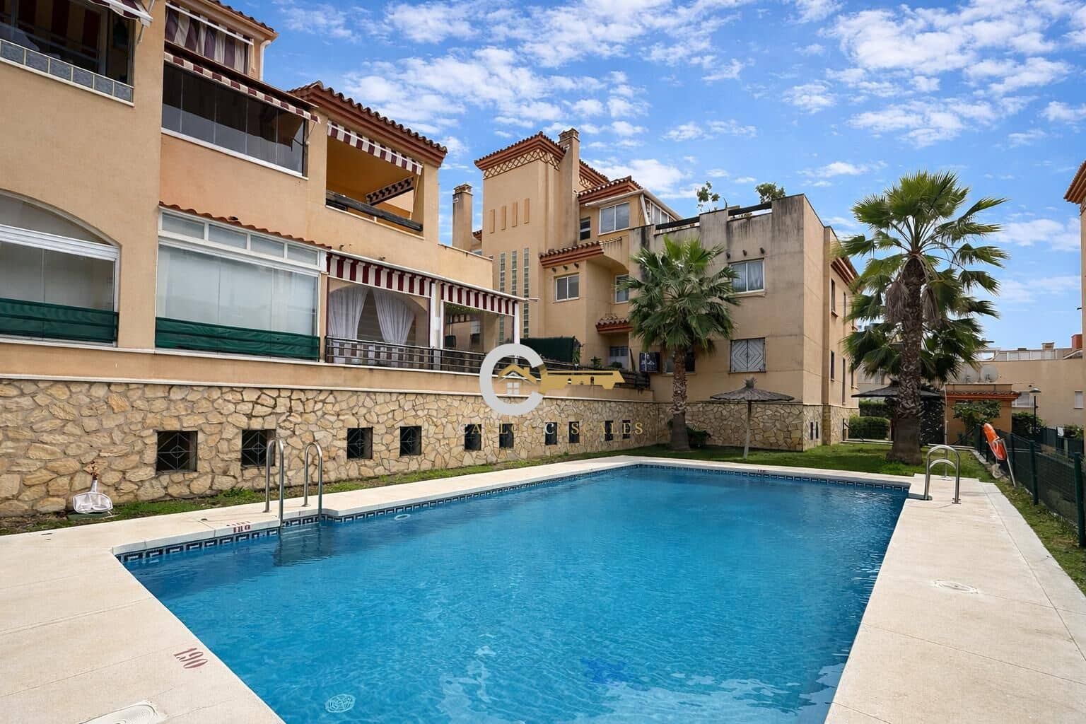 3 chambre Appartement à vendre à Caleta de Velez avec piscine - 349 900 € (Ref: 9625903)