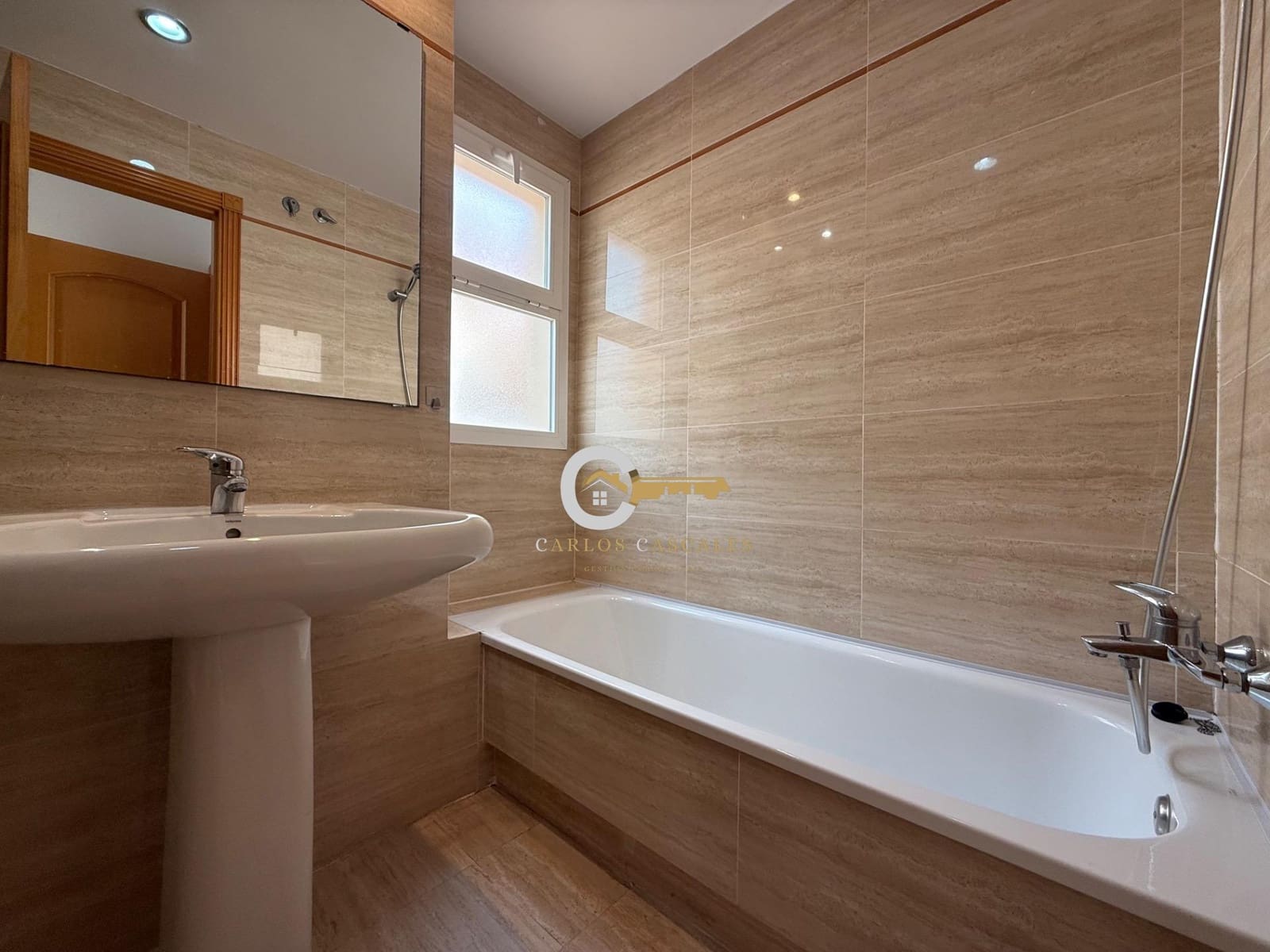 3 chambre Appartement à vendre à Caleta de Velez avec piscine - 349 900 € (Ref: 9625903)