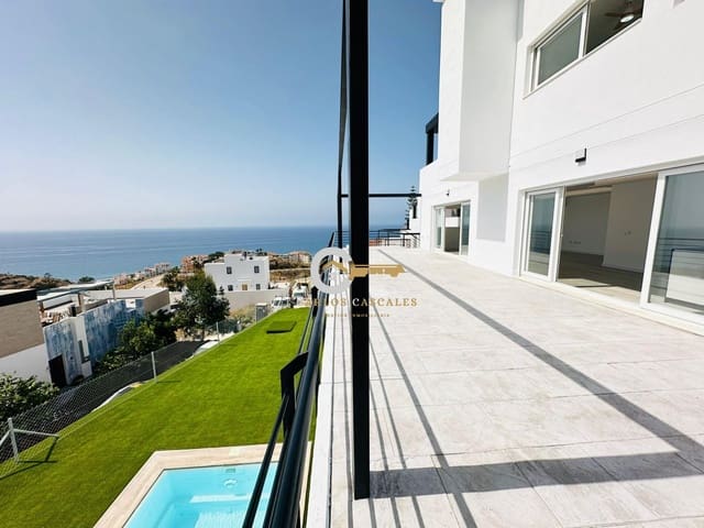 2 makuuhuone Huvila myytävänä paikassa El Peñoncillo, Torrox mukana uima-altaan - 525 000 € (Ref: 9627799)