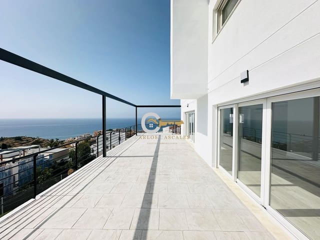 2 makuuhuone Huvila myytävänä paikassa El Peñoncillo, Torrox mukana uima-altaan - 525 000 € (Ref: 9627799)