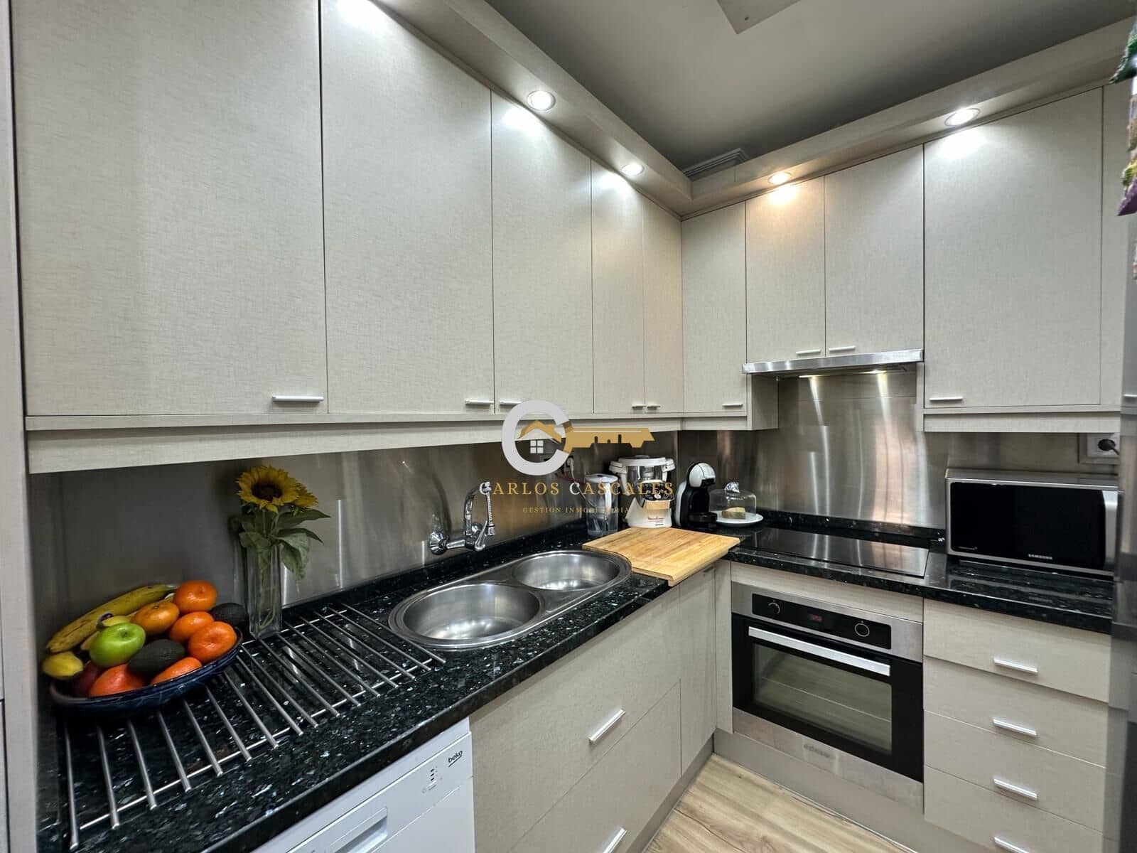 Piso de 2 habitaciones en Vélez-Málaga en venta - 239.900 € (Ref: 9691134)