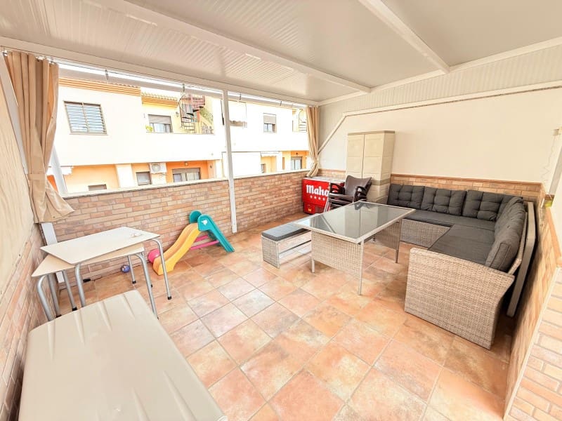 4 sypialnia Willa na sprzedaż w Velez-Malaga - 320 000 € (Ref: 9784338)