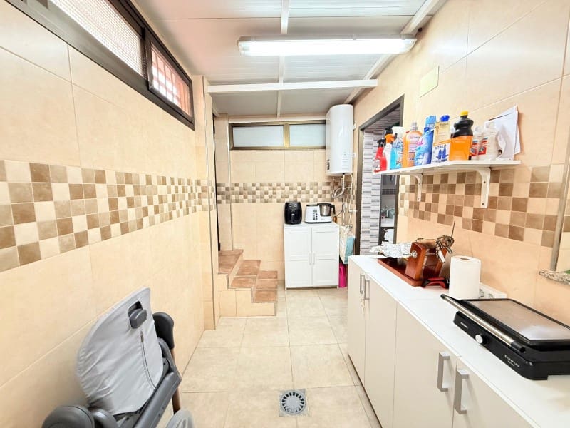 4 sypialnia Willa na sprzedaż w Velez-Malaga - 320 000 € (Ref: 9784338)