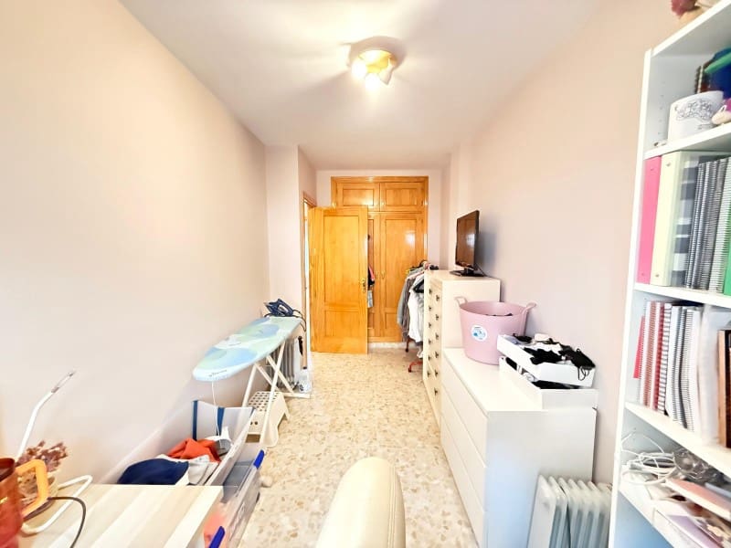 4 sypialnia Willa na sprzedaż w Velez-Malaga - 320 000 € (Ref: 9784338)