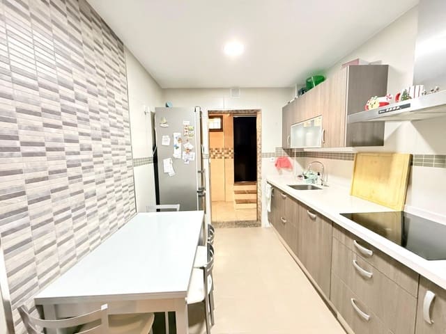 4 sypialnia Willa na sprzedaż w Vélez-Málaga - 320 000 € (Ref: 9784338)