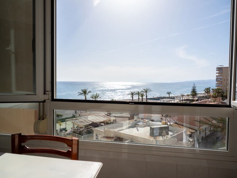 1 slaapkamer Appartement te koop in Torrox-Costa met zwembad - € 240.000 (Ref: 9790960)