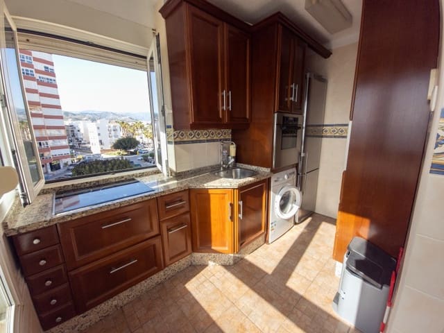 1 slaapkamer Appartement te koop in Centro Internacional, Torrox met zwembad - € 240.000 (Ref: 9790960)