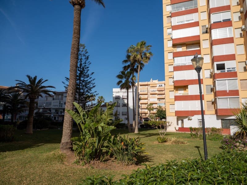 1 slaapkamer Appartement te koop in Torrox-Costa met zwembad - € 240.000 (Ref: 9790960)