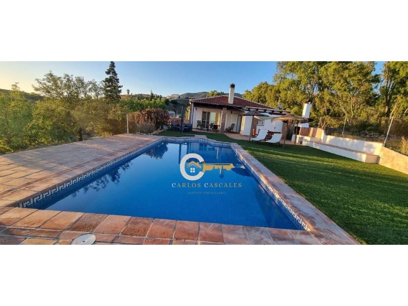 2 bedroom Finca/Country House for sale in Velez-Malaga with pool - € 505,000 (Ref: 9790962)