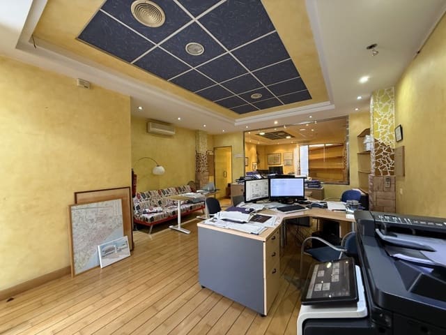 Kommersiell til salgs i Vélez-Málaga - € 120 000 (Ref: 9790963)