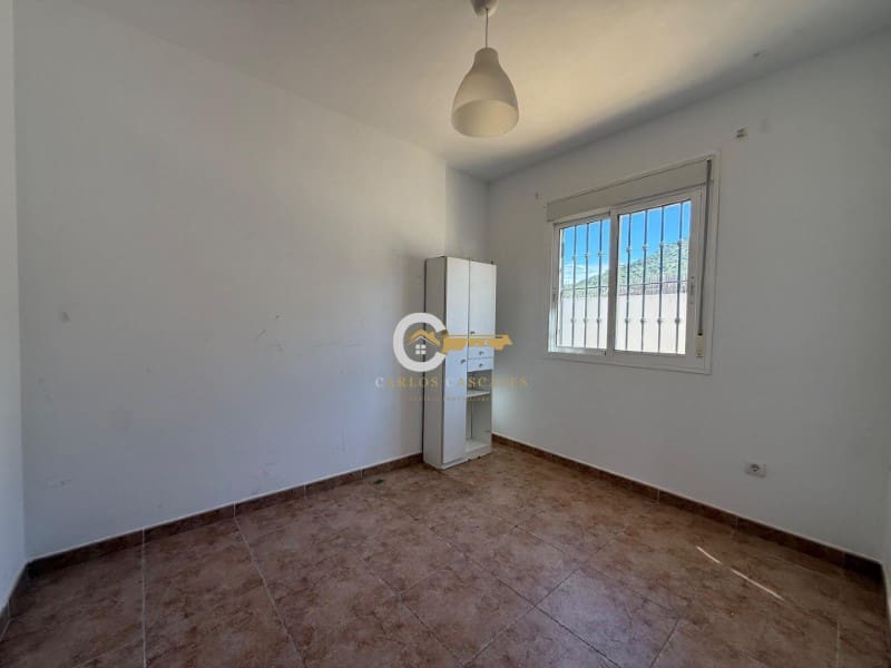 4 sovrum Semi-fristående Villa till salu i Alcaucin med pool - 300 000 € (Ref: 9790965)