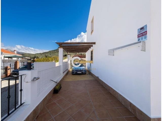 4 sovrum Semi-fristående Villa till salu i Alcaucín med pool - 300 000 € (Ref: 9790965)