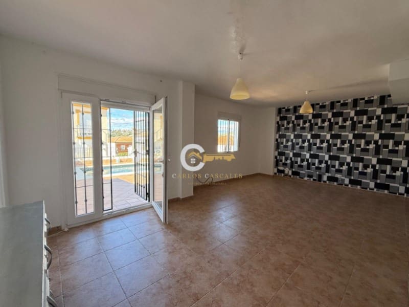 4 sovrum Semi-fristående Villa till salu i Alcaucin med pool - 300 000 € (Ref: 9790965)