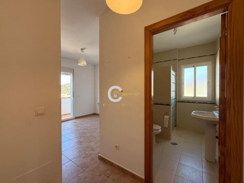 4 sovrum Semi-fristående Villa till salu i Alcaucin med pool - 300 000 € (Ref: 9790965)