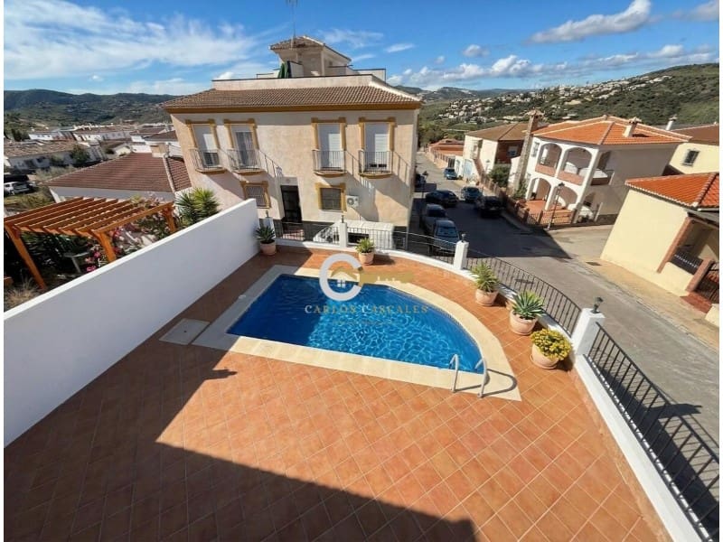 4 sovrum Semi-fristående Villa till salu i Alcaucin med pool - 300 000 € (Ref: 9790965)