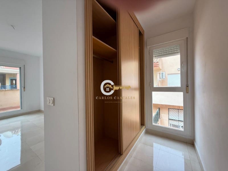 3 slaapkamer Flat te koop in Caleta de Velez - € 349.900 (Ref: 9790966)