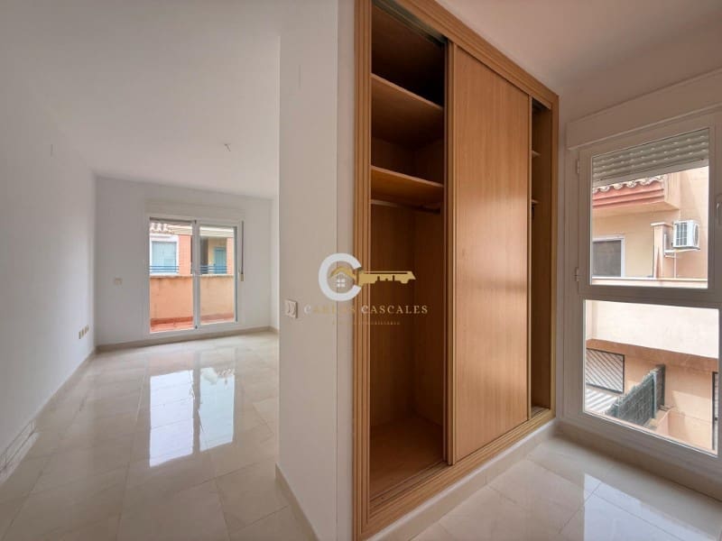 3 slaapkamer Flat te koop in Caleta de Velez - € 349.900 (Ref: 9790966)