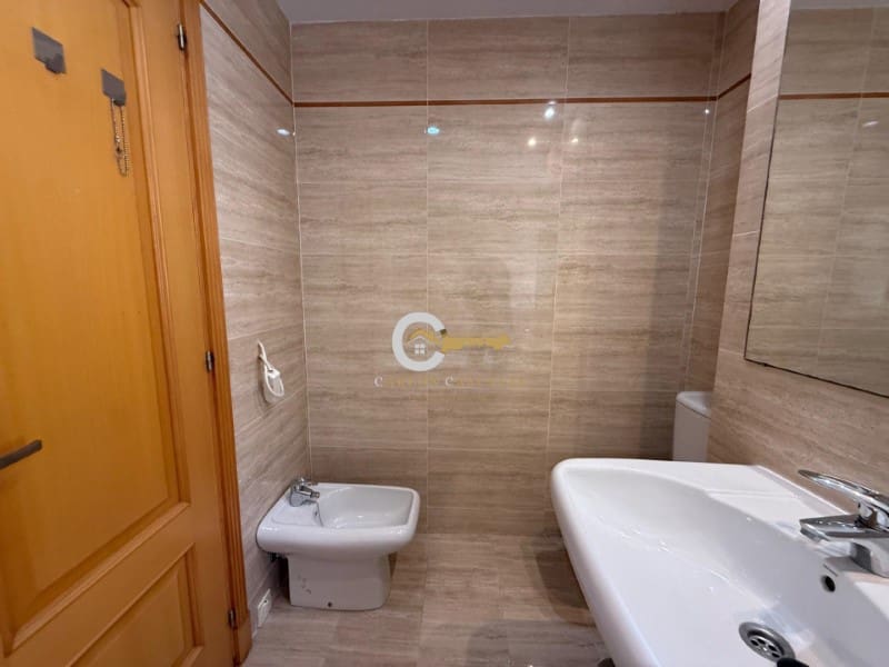 3 slaapkamer Flat te koop in Caleta de Velez - € 349.900 (Ref: 9790966)