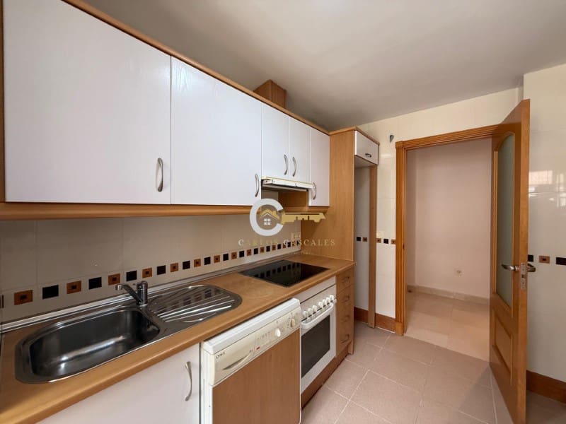 3 slaapkamer Flat te koop in Caleta de Velez - € 349.900 (Ref: 9790966)