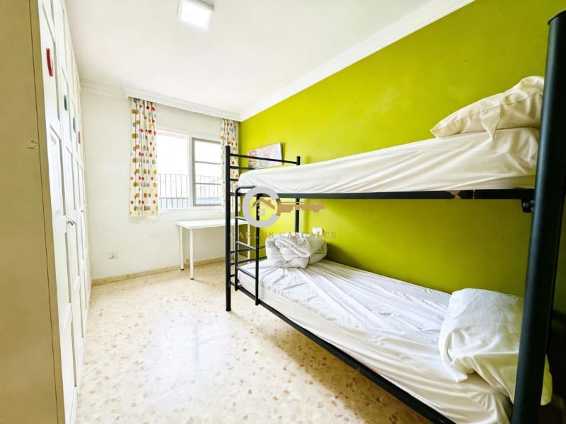 2 quarto Penthouse para venda em Velez-Malaga - 250 000 € (Ref: 9808175)